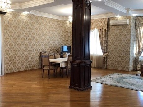 10 otaqlı ev / villa - Novxanı q. - 550 m²