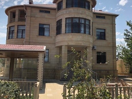 10 otaqlı ev / villa - Novxanı q. - 550 m²