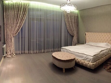 8 otaqlı həyət evi/bağ evi - Səbail r. - 1600 m²