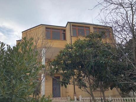 Объявление №2117135 - Баку, пос. Бадамдар, 6-комн., 1100 м²