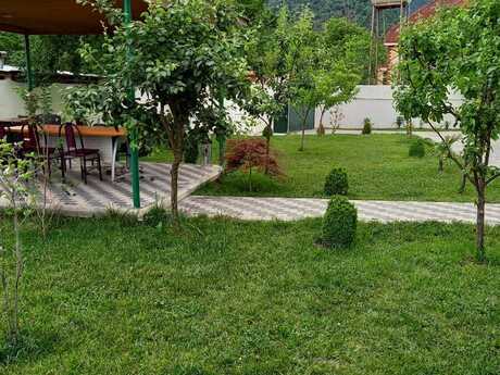 4 otaqlı həyət evi/bağ evi - Qəbələ - 230 m²