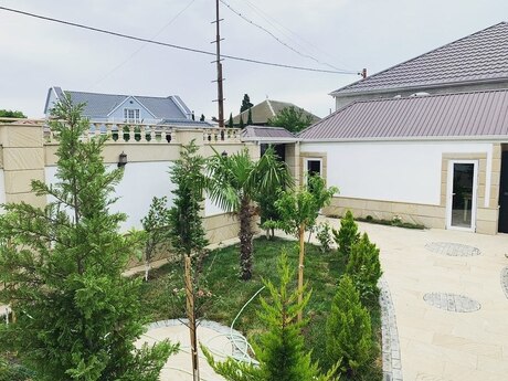 3 otaqlı həyət evi/bağ evi - Mərdəkan q. - 200 m²