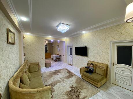 3 otaqlı mənzil, 144 m², İnşaatçılar: 355 000 ₼ 4