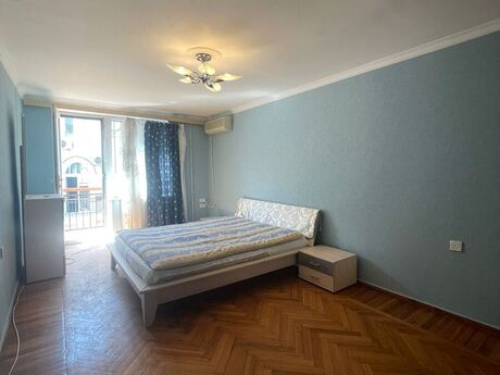 2 otaqlı köhnə tikili - Sahil m. - 83 m²