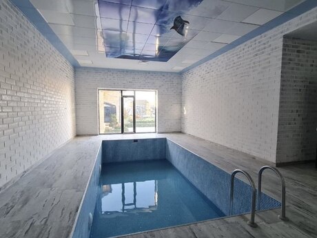 5 otaqlı həyət evi/bağ evi - Mərdəkan q. - 290 m²