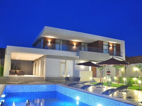 Həyət evi/Bağ evi - Şüvəlan q. - 400 m²