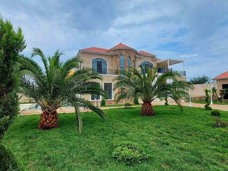 6 otaqlı həyət evi/bağ evi - Mərdəkan q. - 500 m²