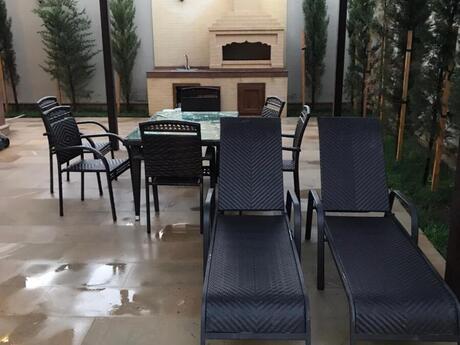 4 otaqlı həyət evi/bağ evi - Mərdəkan q. - 220 m²
