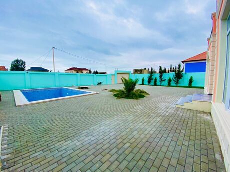 Həyət evi/Bağ evi - Mərdəkan q. - 237 m²