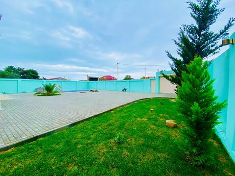 Həyət evi/Bağ evi - Mərdəkan q. - 237 m²
