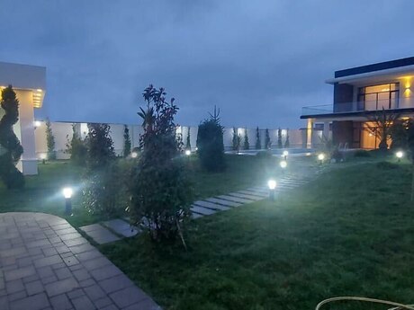 Həyət evi/Bağ evi - Mərdəkan q. - 500 m²