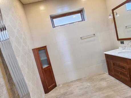 House with Garden, Villa For Sale