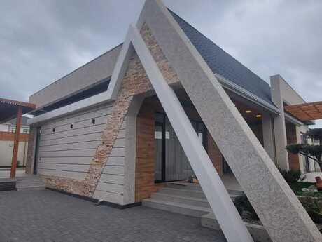 Həyət evi/Bağ evi - Mərdəkan q. - 200 m²