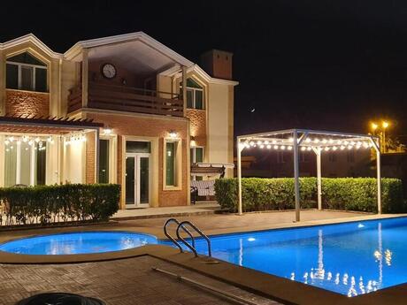 6 otaqlı həyət evi/bağ evi - Mərdəkan q. - 215 m²