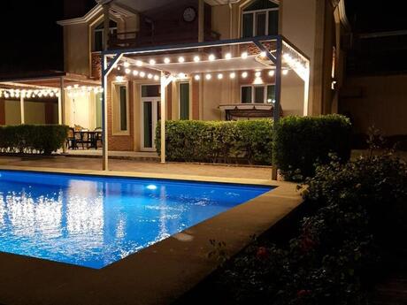 6 otaqlı həyət evi/bağ evi - Mərdəkan q. - 215 m²