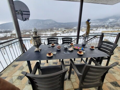 8 otaqlı həyət evi/bağ evi - İsmayıllı - 242 m²