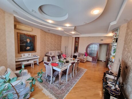 4-room apartment, 170 m², Nərimanov: 370 000 ₼ 3