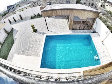 5 otaqlı həyət evi/bağ evi - Mərdəkan q. - 220 m²