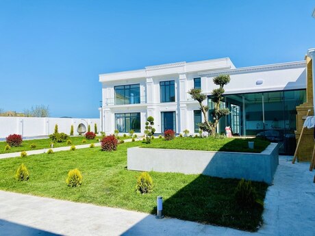 Həyət evi/Bağ evi - Mərdəkan q. - 420 m²