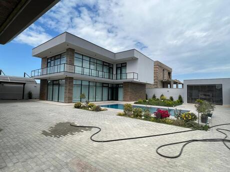 Həyət evi/Bağ evi - Mərdəkan q. - 300 m²