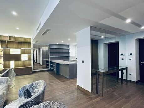 3-комн. новостройка - Насиминский  р. - 180 м²