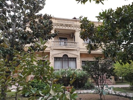 Elan №2758560 - Bakı, Nərimanov r., 10 otaqlı, 1000 m²