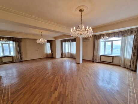 4 otaqlı mənzil, 185 m², Nərimanov: 405 000 ₼ 3
