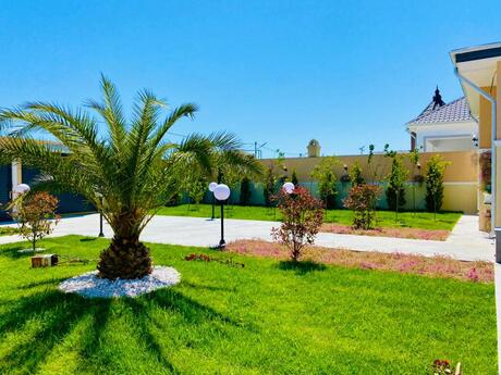 Həyət evi/Bağ evi - Mərdəkan q. - 200 m²