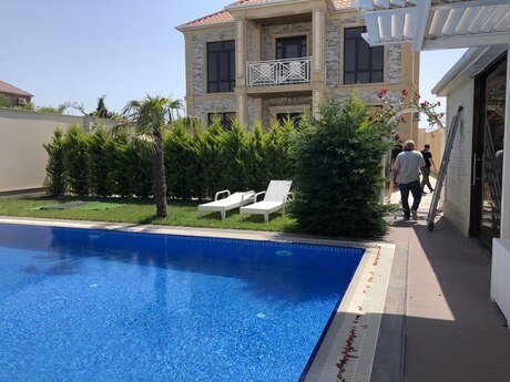 5 otaqlı həyət evi/bağ evi - Mərdəkan q. - 340 m²
