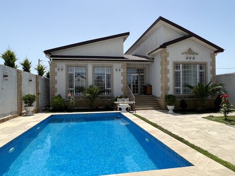 4 otaqlı həyət evi/bağ evi - Mərdəkan q. - 200 m²