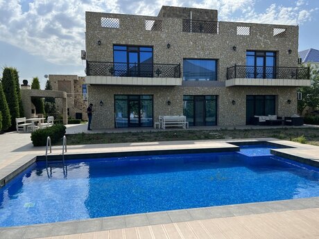5 otaqlı həyət evi/bağ evi - Sea Breeze q. - 460 m²