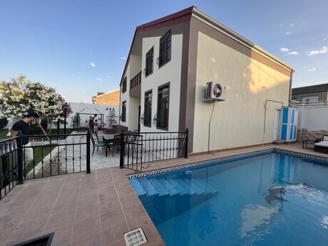 4 otaqlı həyət evi/bağ evi - Mərdəkan q. - 320 m²