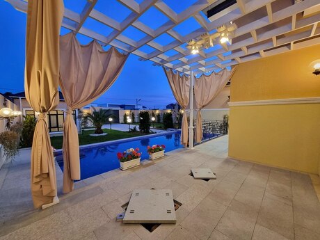 4 otaqlı həyət evi/bağ evi - Mərdəkan q. - 200 m²