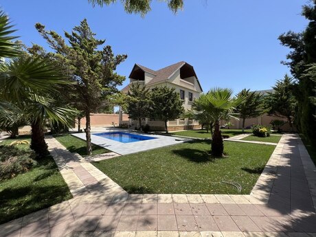 5 otaqlı həyət evi/bağ evi - Mərdəkan q. - 350 m²