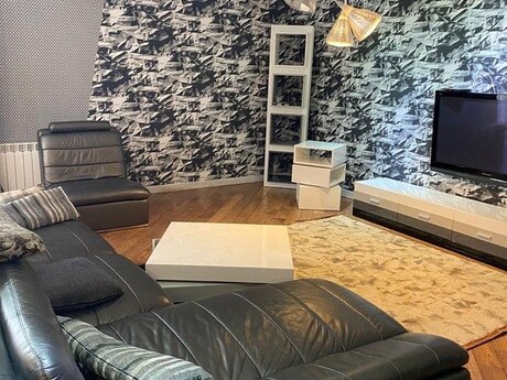 Şüvəlanda 5 otaqlı həyət evi kirayə verilir, 180 m², 1 500 AZN/ay, şəkil 5 / 12