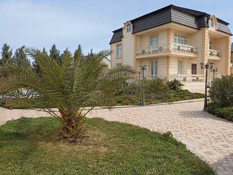 6 otaqlı həyət evi/bağ evi - Şüvəlan q. - 350 m²