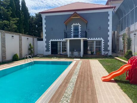 6 otaqlı həyət evi/bağ evi - Mərdəkan q. - 240 m²