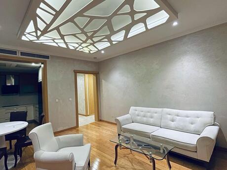 3-room new-build apartment for rent in Port Baku Residence, 115 m², 3 000 AZN/mo, photo 4 / 12