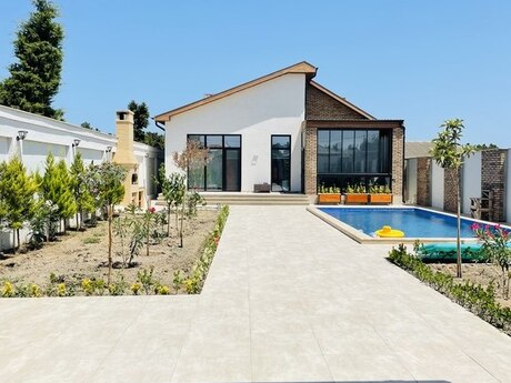 3 otaqlı həyət evi/bağ evi - Mərdəkan q. - 130 m²