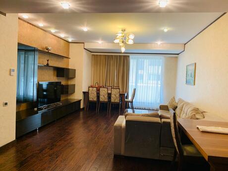 3-room new-build apartment for rent in Port Baku Residence, 160 m², 4 000 AZN/mo, photo 5 / 12
