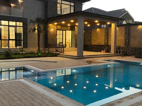 Həyət evi/Bağ evi - Mərdəkan q. - 500 m²