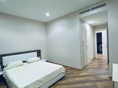 3-room new-build apartment for rent in Port Baku Residence, 170 m², 4 000 AZN/mo, photo 4 / 12
