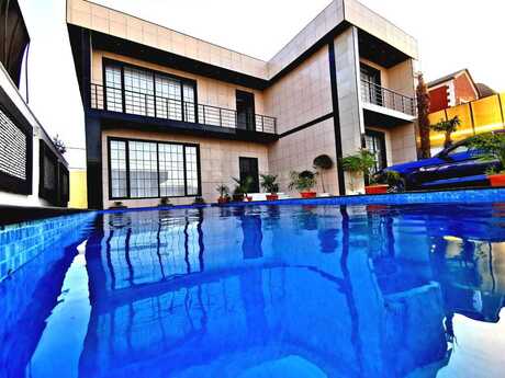 Həyət evi/Bağ evi - Mərdəkan q. - 400 m²