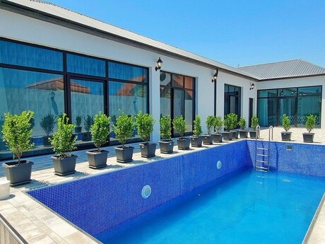 Həyət evi/Bağ evi - Şüvəlan q. - 170 m²