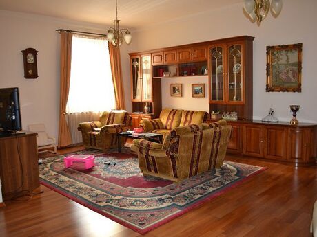 6-комн. вторичка - м. Сахил - 450 м²