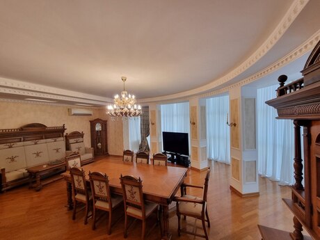 4-room apartment, 180 m², 8 Noyabr: 415 000 ₼ 3