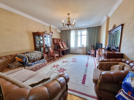 3-комнатная квартира, 132 м², Binəqədi: 305 000 ₼ 2