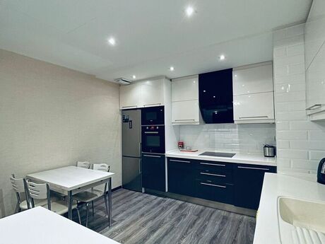 2-room new-build apartment for rent in Port Baku Residence, 95 m², 2 500 AZN/mo, photo 3 / 12