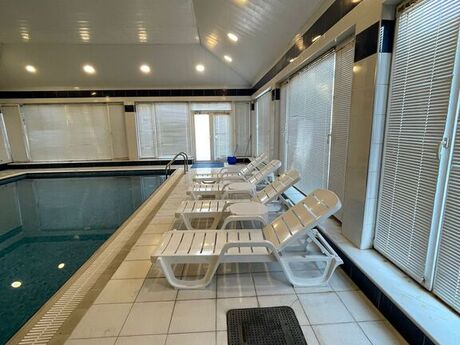 4 otaqlı həyət evi/bağ evi - Buzovna q. - 250 m²