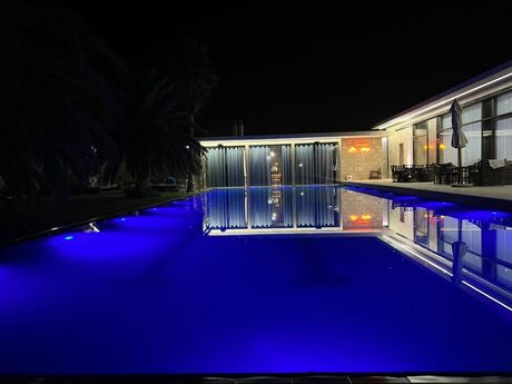 5 otaqlı həyət evi/bağ evi - Mərdəkan q. - 430 m²